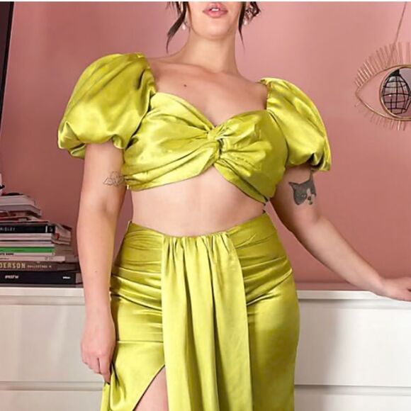 ASOS Yaura Twist Front Puff Sleeve Top - Picture 1 of 4